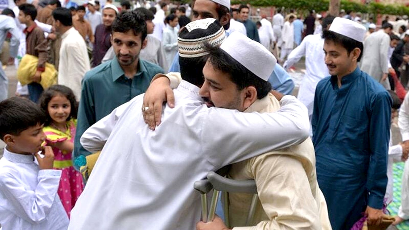 عیدالفطر کب؟ ملازمین کو ملنے والی ممکنہ چھٹیوں کی تفصیل بھی سامنے آ گئی
