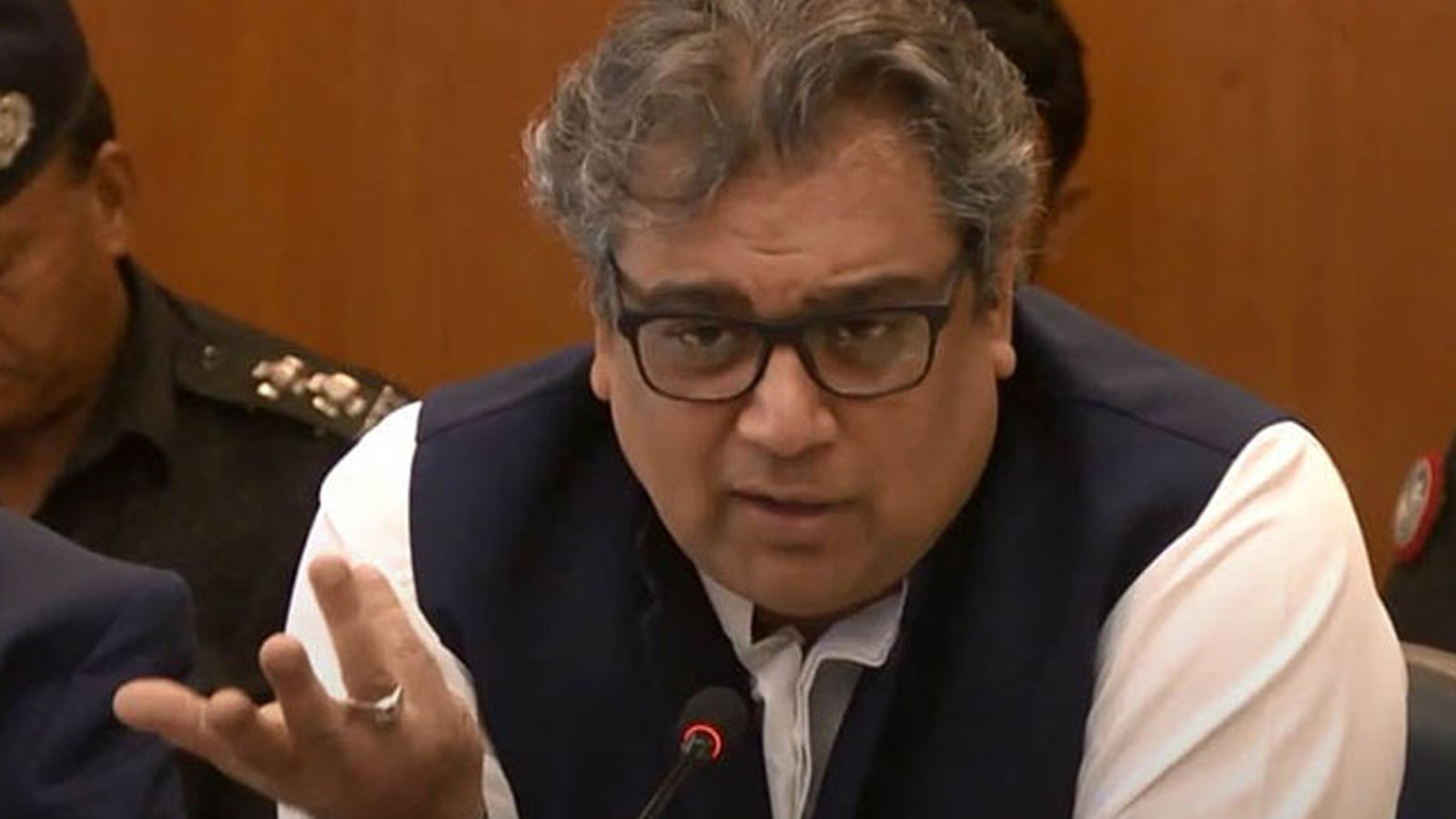 علی زیدی کی پی ٹی آئی رہنماؤں کو وارننگ دیدی