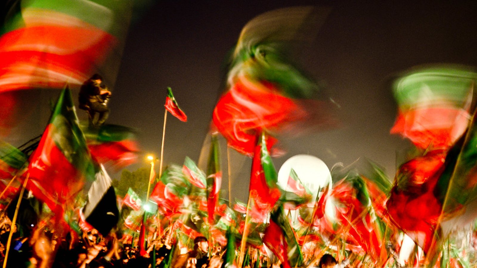 پی ٹی آئی کا 9 مئی کو جلسہ عام کے انعقاد کا فیصلہ