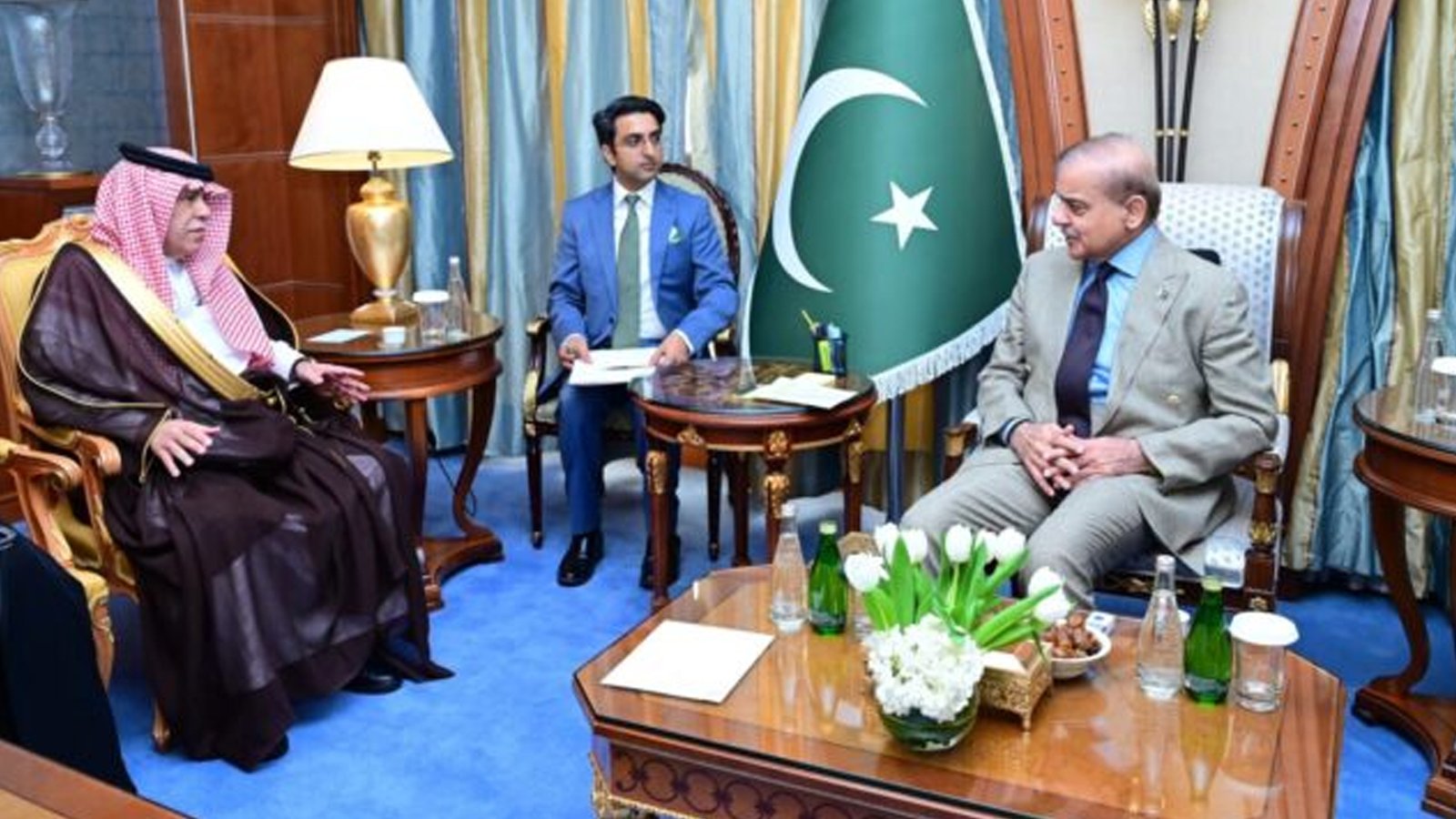 پاکستان اور سعودی عرب کے درمیان تجارت کا حجم بڑھانے کیلئے بھر پور اقدامات اٹھائے جائیں گے،وزیراعظم