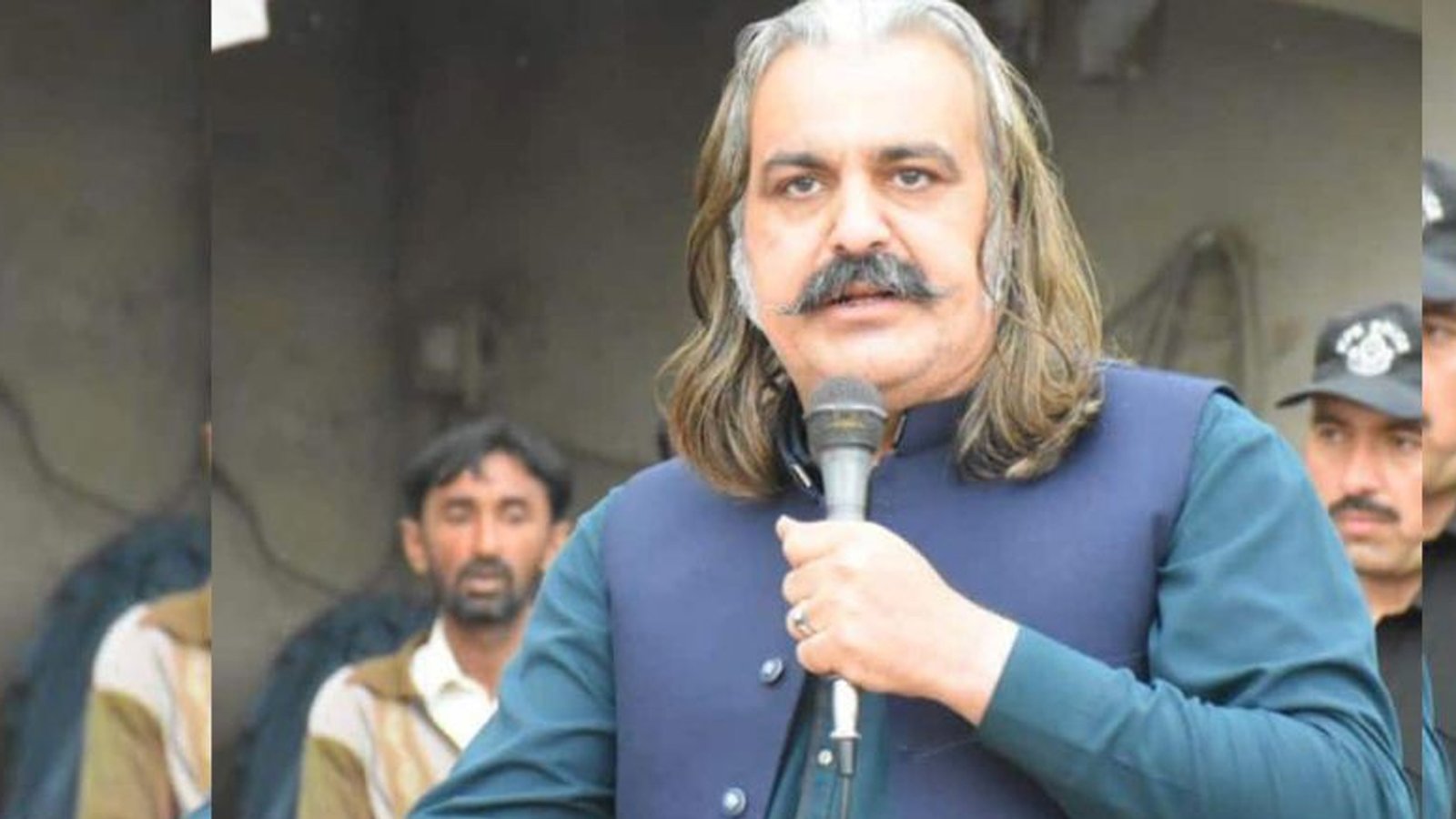 علی امین گنڈا پور کا عمران خان اور گرفتار کارکنان کی رہائی کیلئے کل بھرپور احتجاج کا اعلان