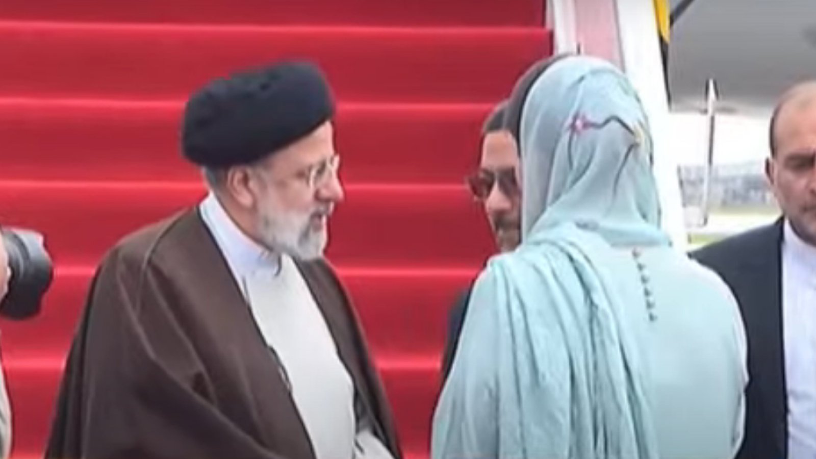 ایرانی صدر ابراہیم رئیسی لاہور پہنچ گئے، شاندار استقبال