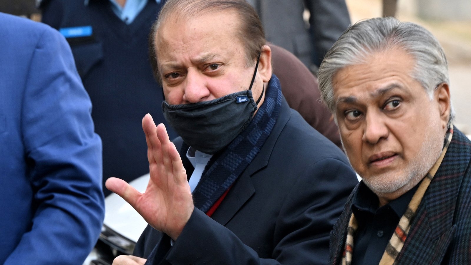 توشہ خانہ ریفرنس، نواز شریف نے  بریت  کیلئے درخواست دائر کر دی