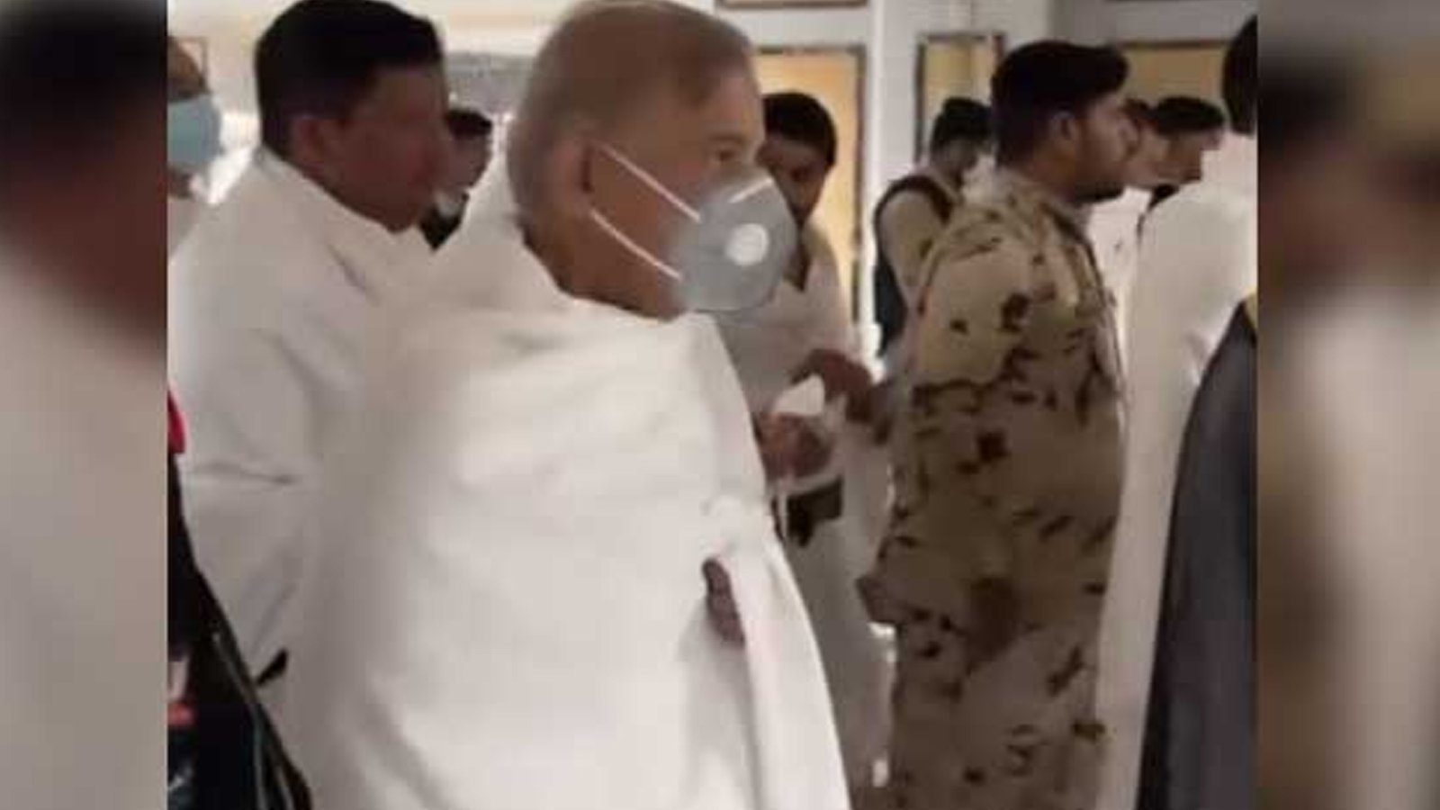وزیر اعظم شہباز شریف نے عمرہ اداکر لیا