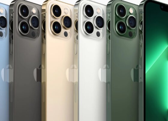 APPLE PHONE