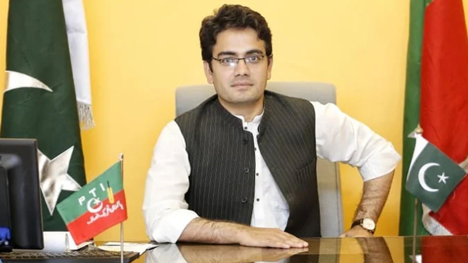 عدالت نے پی ٹی آئی سابق صوبائی وزیر پر فرد جرم عائد کر دی