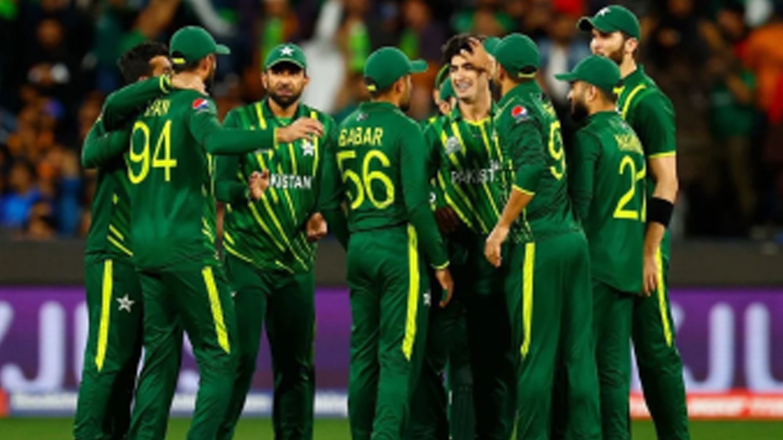 پی سی بی کا سینٹرل کنٹریکٹ کا  اعلان،  کئی بڑے کھلاڑیوں کی چھٹی!