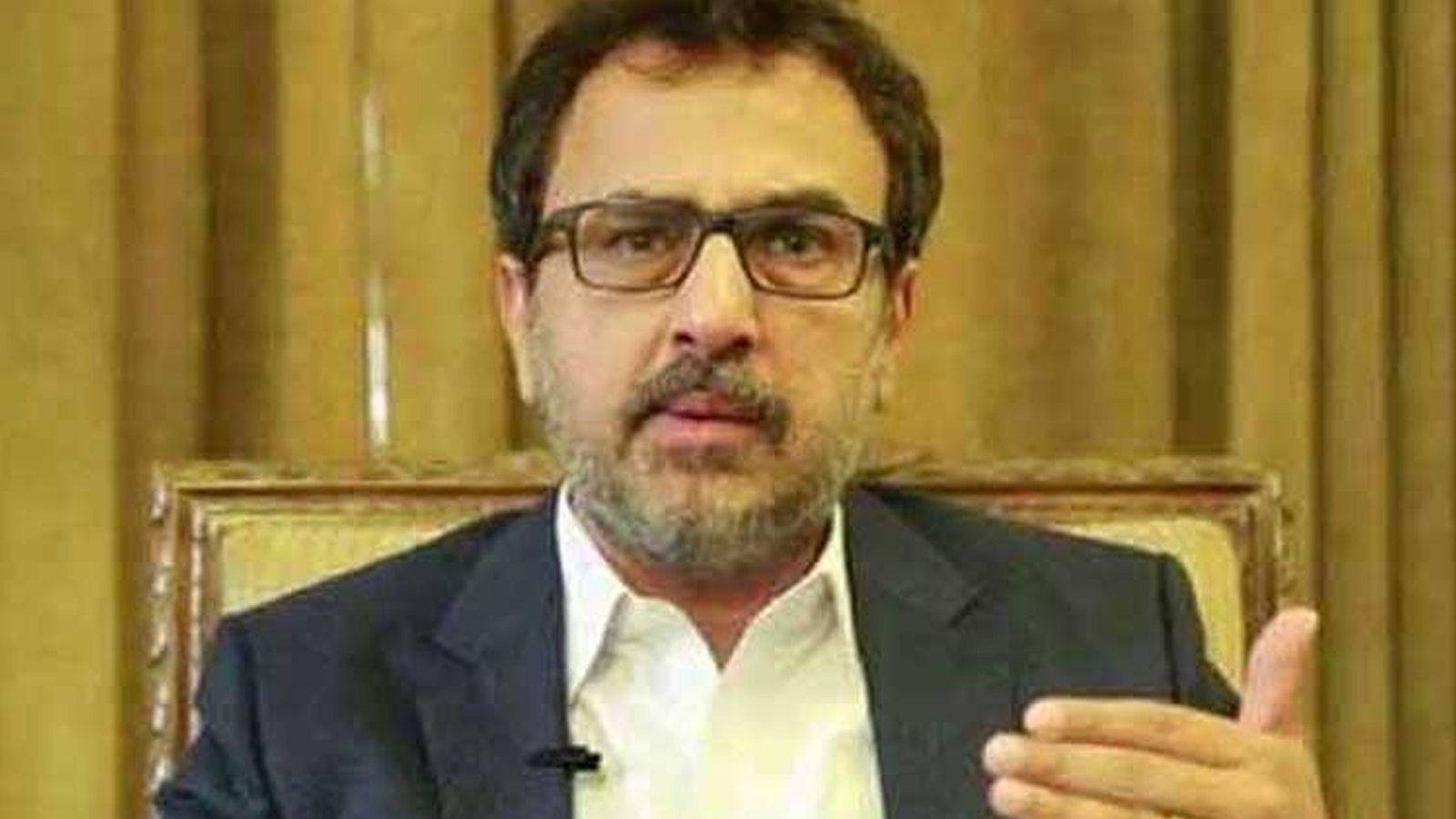 نیٹ میٹرنگ پالیسی ختم نہیں ہوگی، وفاقی وزیر توانائی