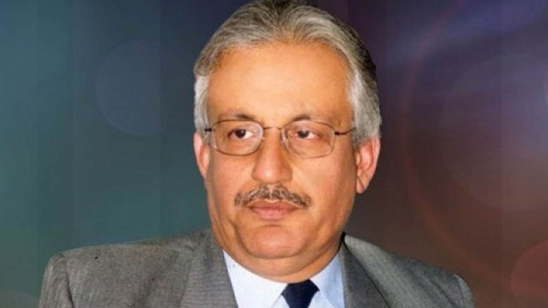 پی آئی اے کی نجکاری نہیں ہونے دیں گے، رضا ربانی