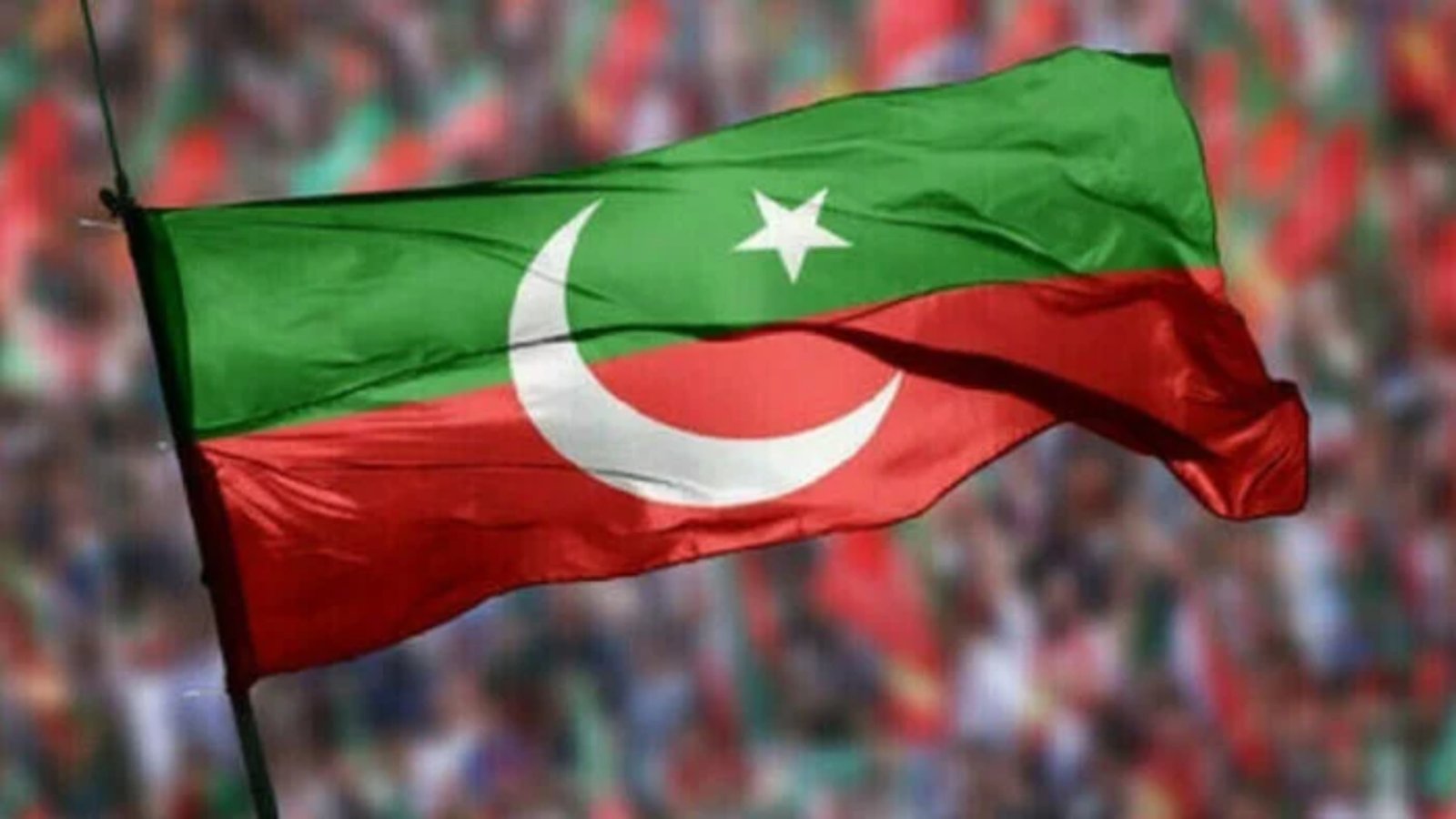 مرکزی سیکریٹریٹ پر حملہ ان کے خوف کی عکاسی كرتا ہے: پی ٹی آئی