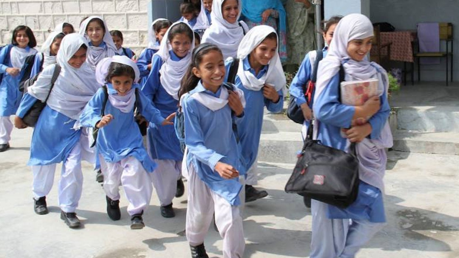 حکومت کا تعلیمی اداروں میں چھٹیوں کا اعلان