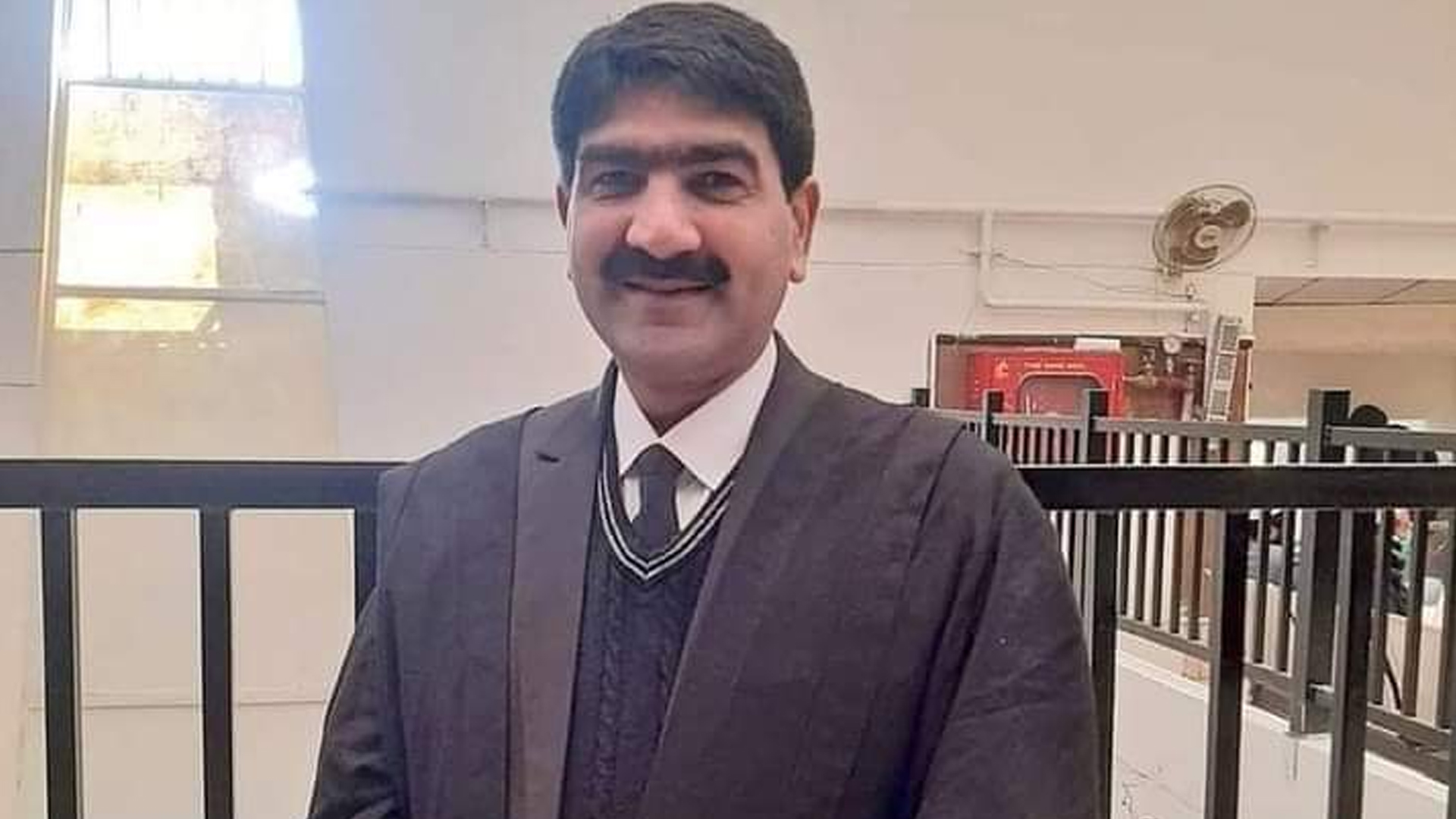 تحریک انصاف کے رہنما علی زمان ایڈووکیٹ پر حملہ