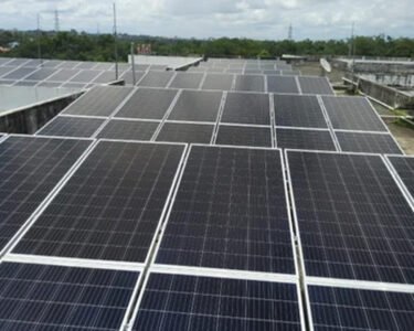 سولر پینلز کی قیمت میں حیران کن کمی