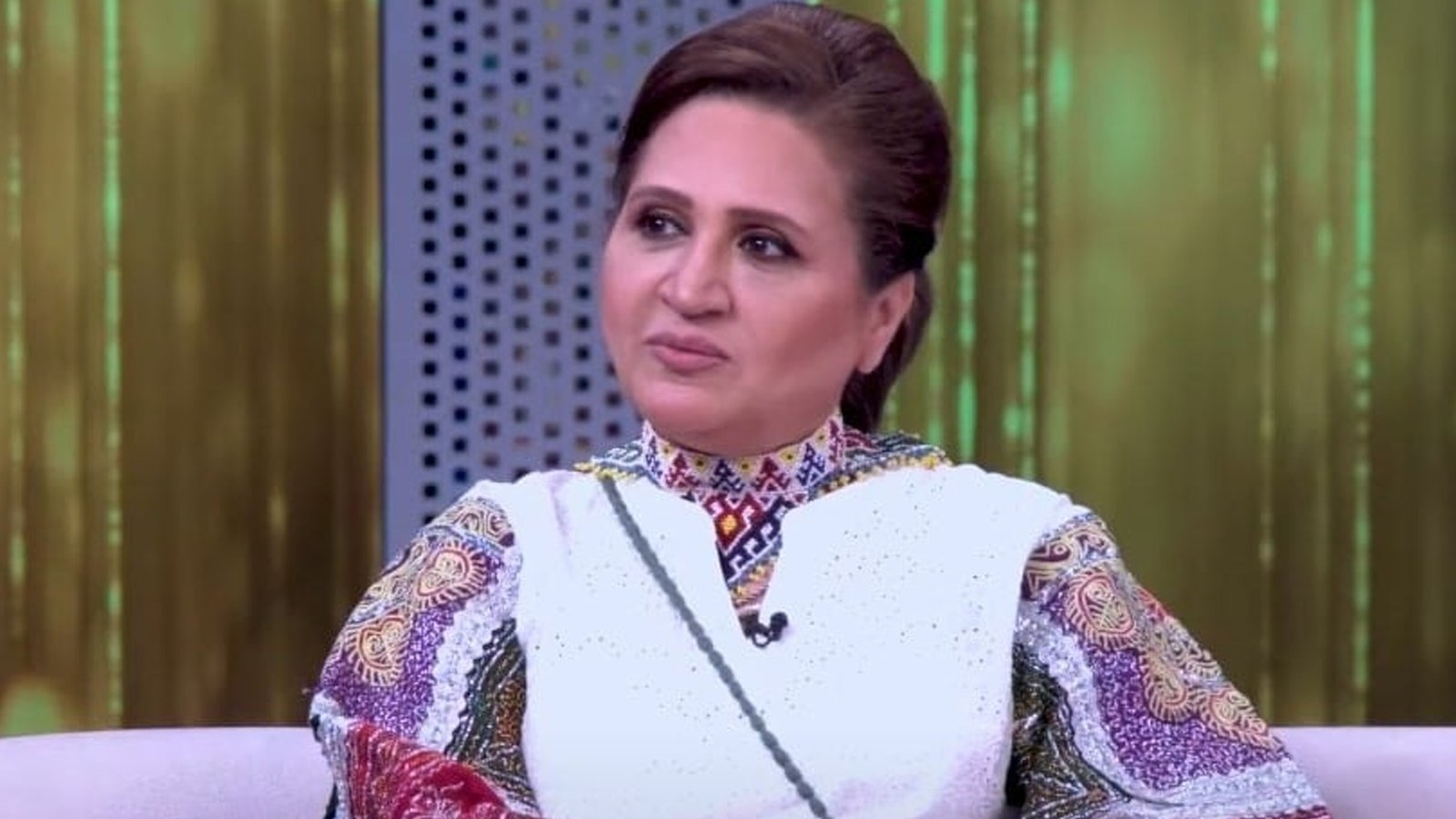 شوبز فنکار بھی لنڈا بازار سے خریداری کرتے ہیں، معروف اداکارہ کا انکشاف