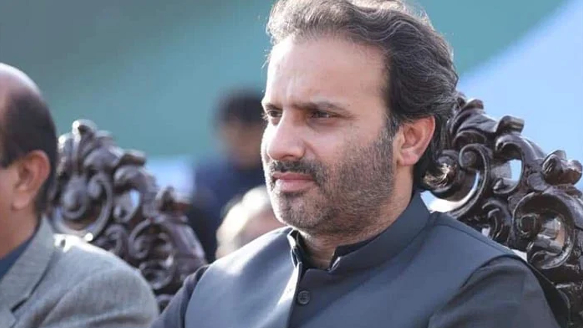 پی ٹی آئی کی سیاسی کمیٹی میں استعفوں کی کوئی بات نہیں ہوئی، سینیٹر عون عباس بپی