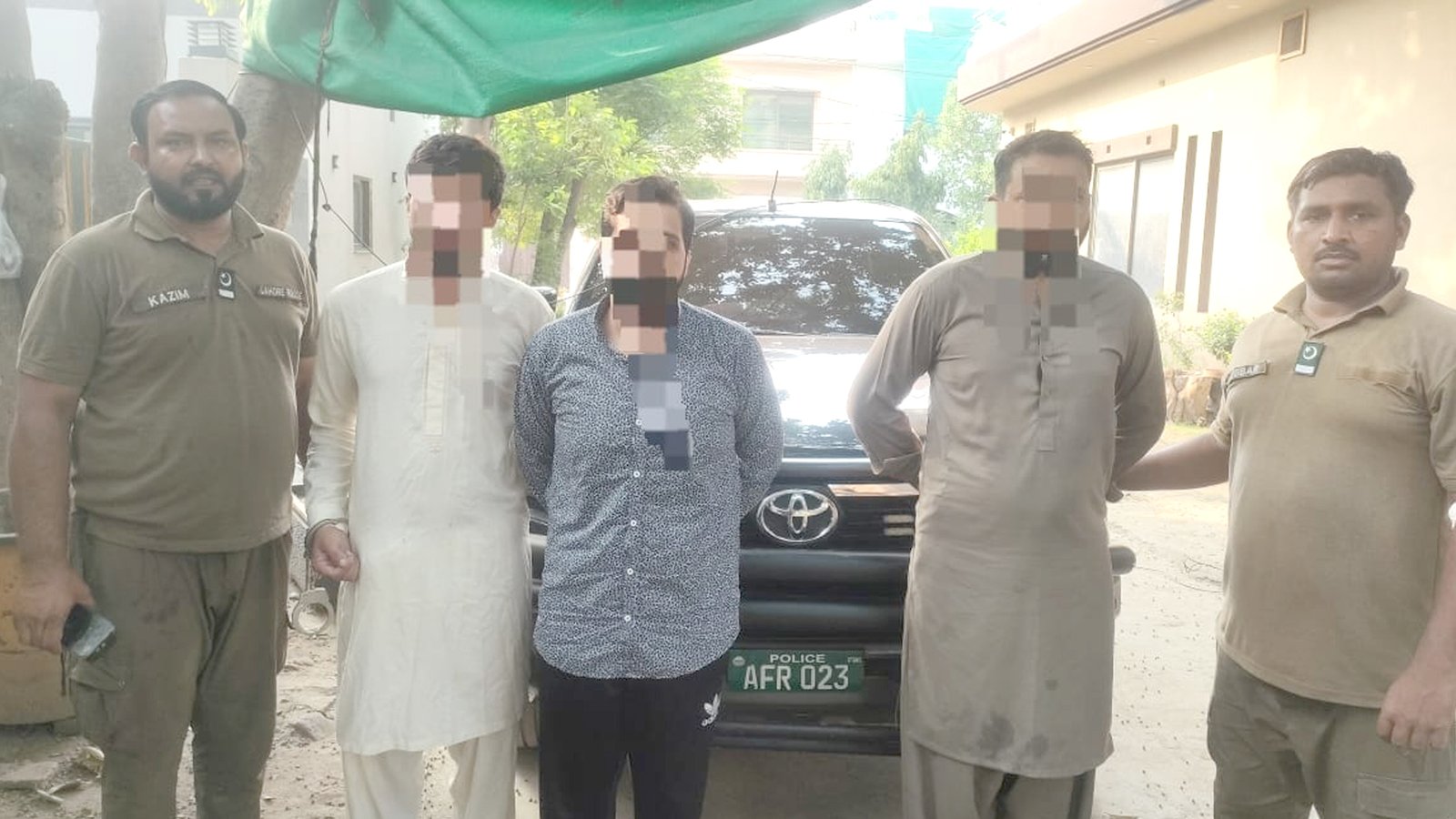 خود کو ایف آئی اے افسر ظاہر کرنیوالا نوسرباز دھر لیا گیا