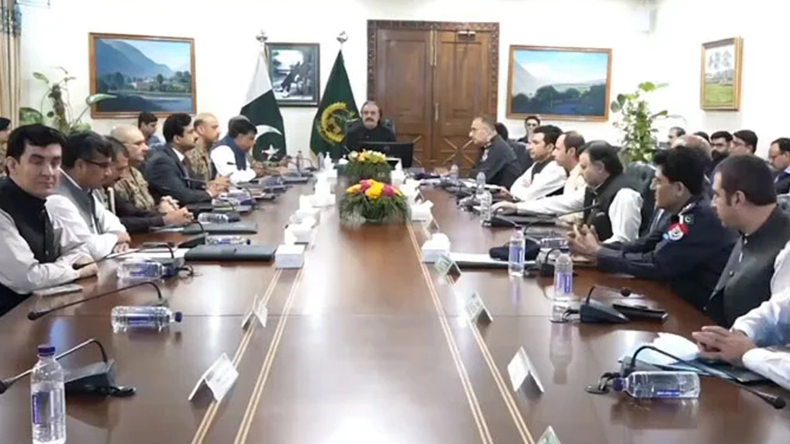 خیبر پختونخوا کے چار صوبائی وزراء کو کرپشن شکایات پر ہٹائے جانے کا امکان