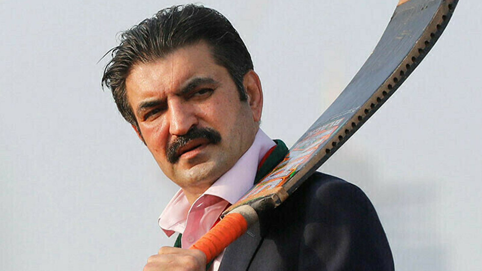 شیر افضل مروت کے وارنٹ گرفتاری منسوخ ہوگئے