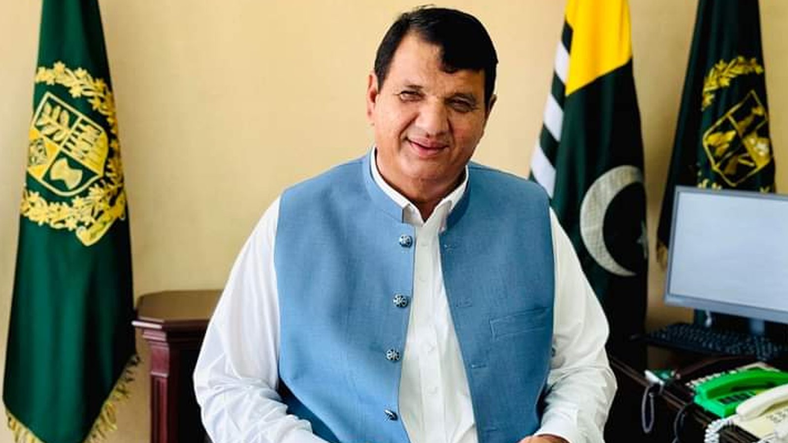 بانی پی ٹی آئی عمران خان کے خطوط کا کوئی مستقبل نہیں : انجینئر امیر مقام