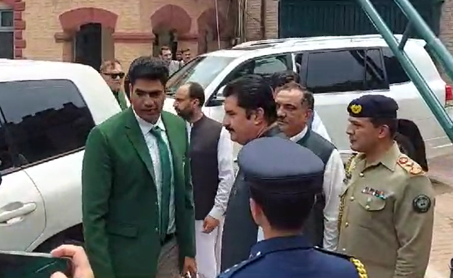 عالمی ریکارڈ یافتہ اولمپئین ارشد ندیم گورنر خیبر پختونخوا کی دعوت پر پشاورمدعو