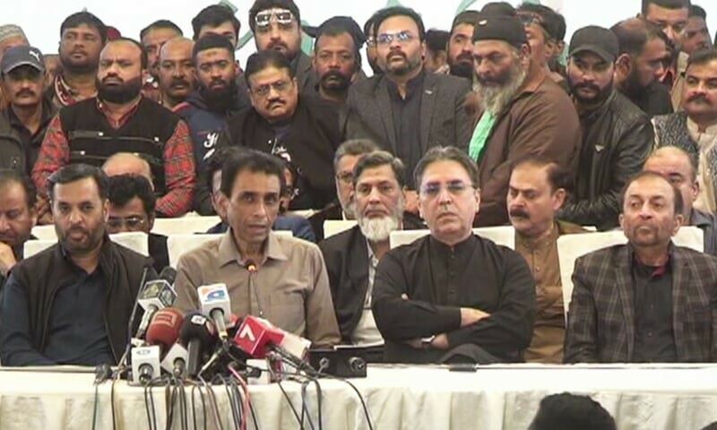 ایم کیو ایم کا 18 ویں ترمیم رول بیک کرنے کا مطالبہ، ترمیم کے بعد صوبے ریاست بن چکے ہیں، خواجہ اظہار