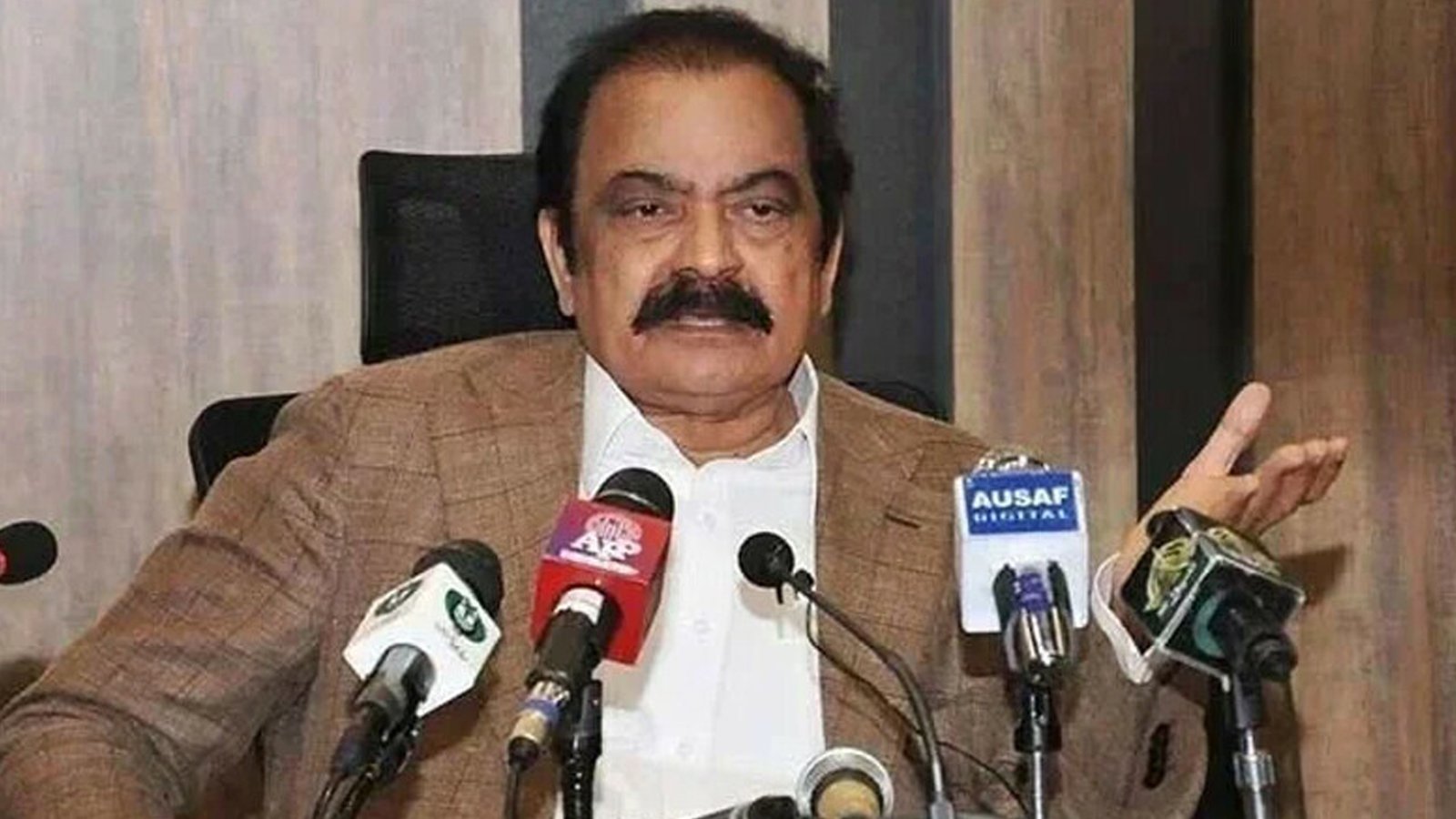 موجودہ صورتحال خطرناک یا پریشان کن نہیں، پاک افواج بہترین اور پروفیشنل ہے: رانا ثناء اللہ
