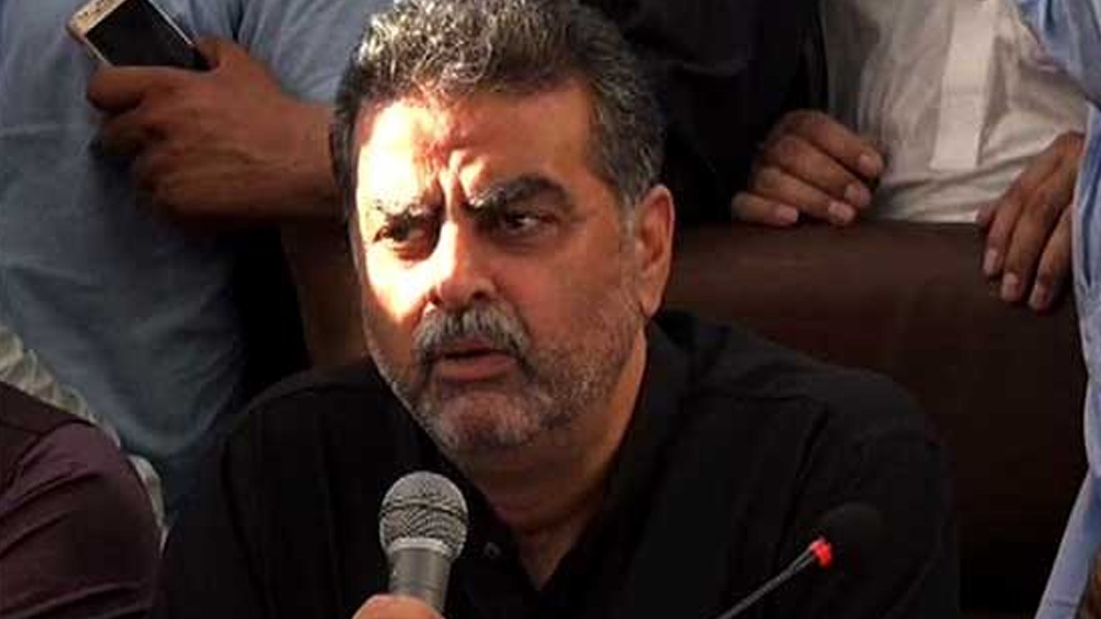 شہباز شریف نے ن لیگ کو برباد کر دیا، زعیم قادری