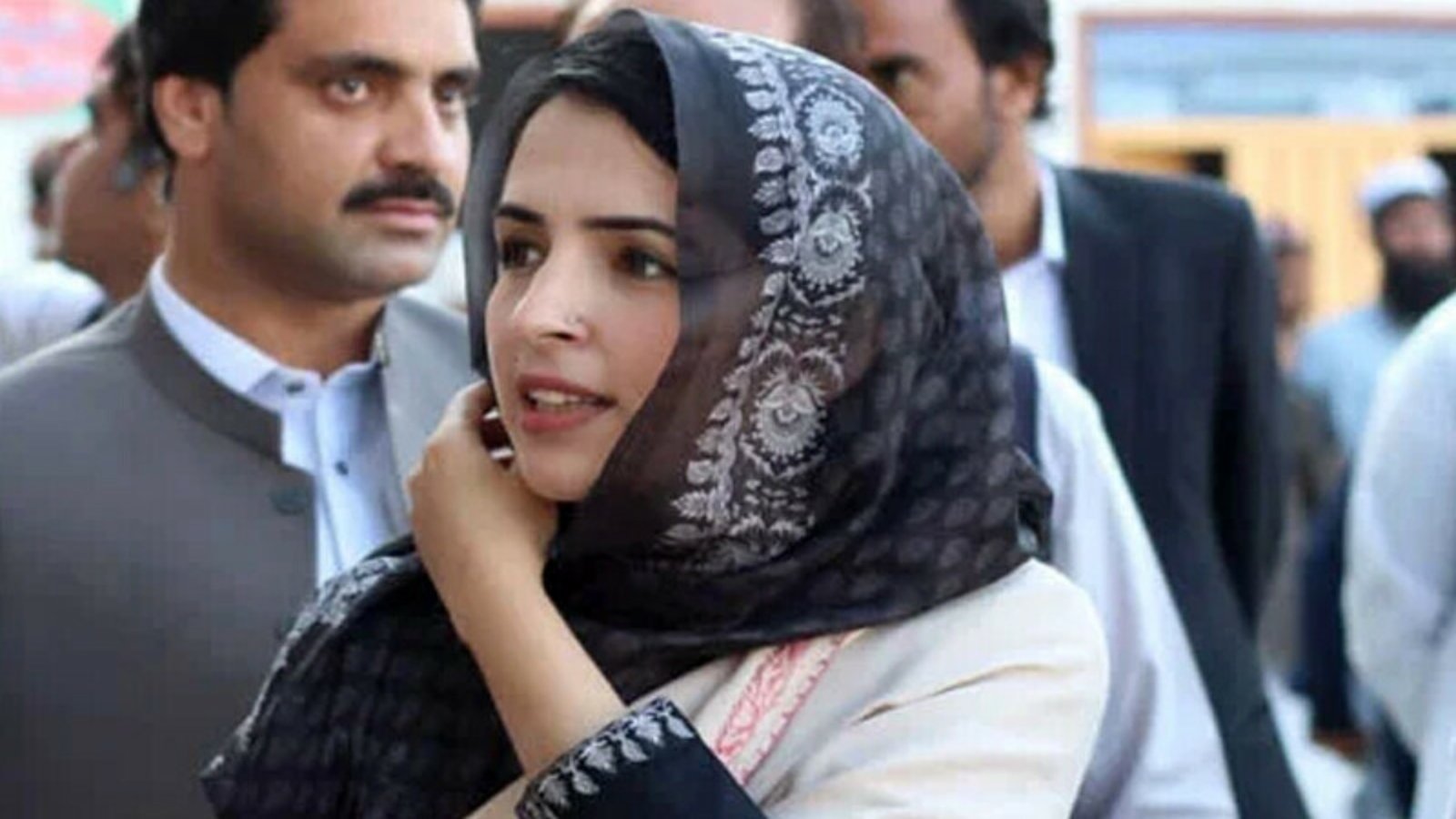 وزیراعلیٰ خیبرپختونخوا کی مشیر مشعال یوسفزئی کو پی ٹی آئی کور کمیٹی سے نکال دیا گیا