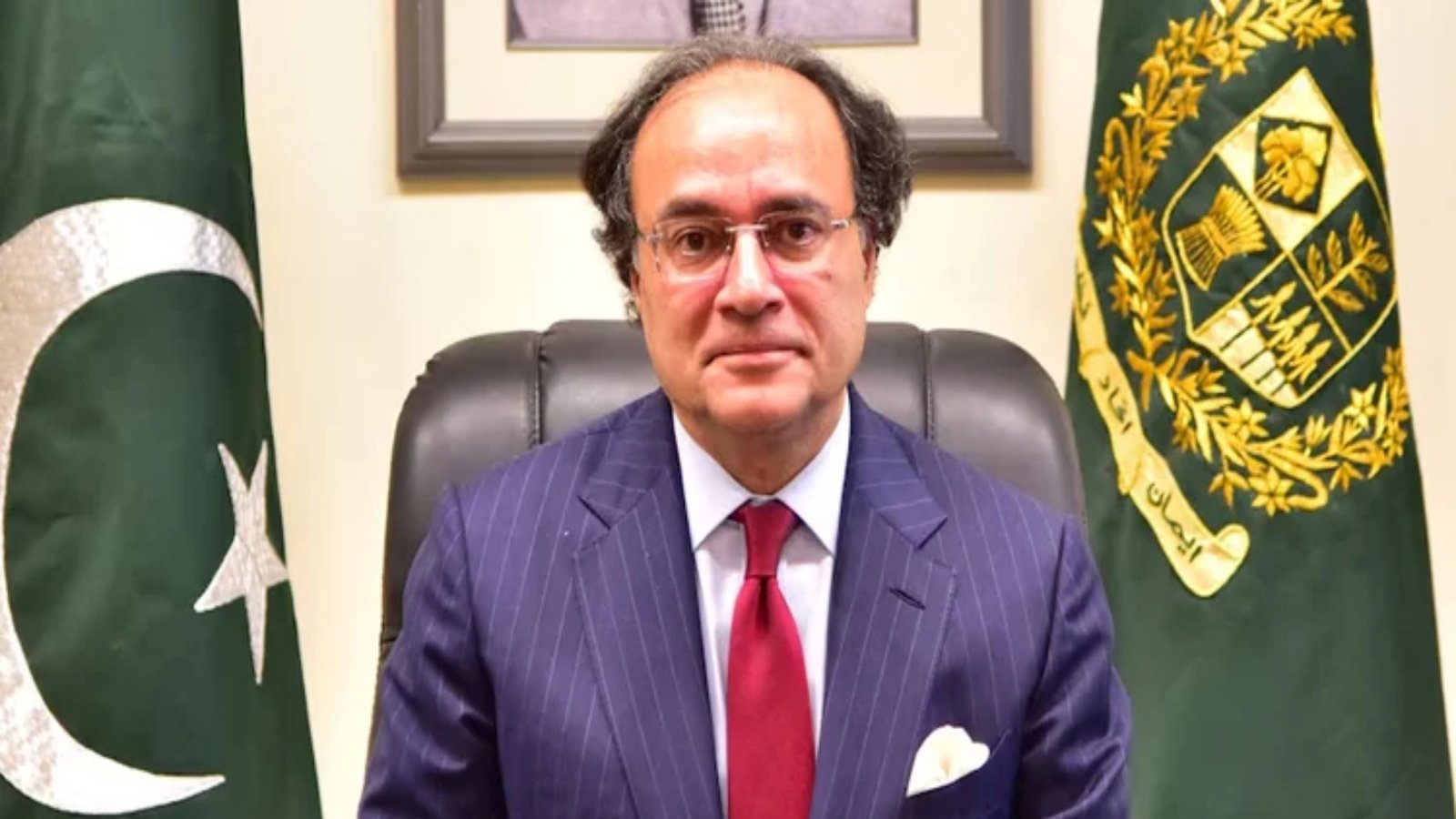 ستمبر میں مہنگائی میں مزید کمی ہونے کی امید ہے : وزیر خزانہ