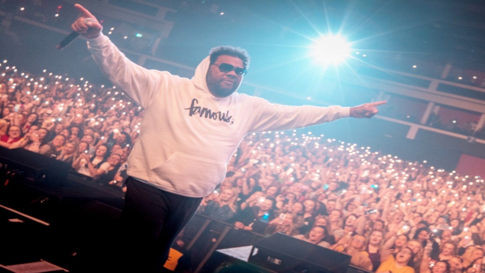 معروف  امریکی گلوکارفیٹ مین اسکوپ کسرٹ  کے دوران چل بسے