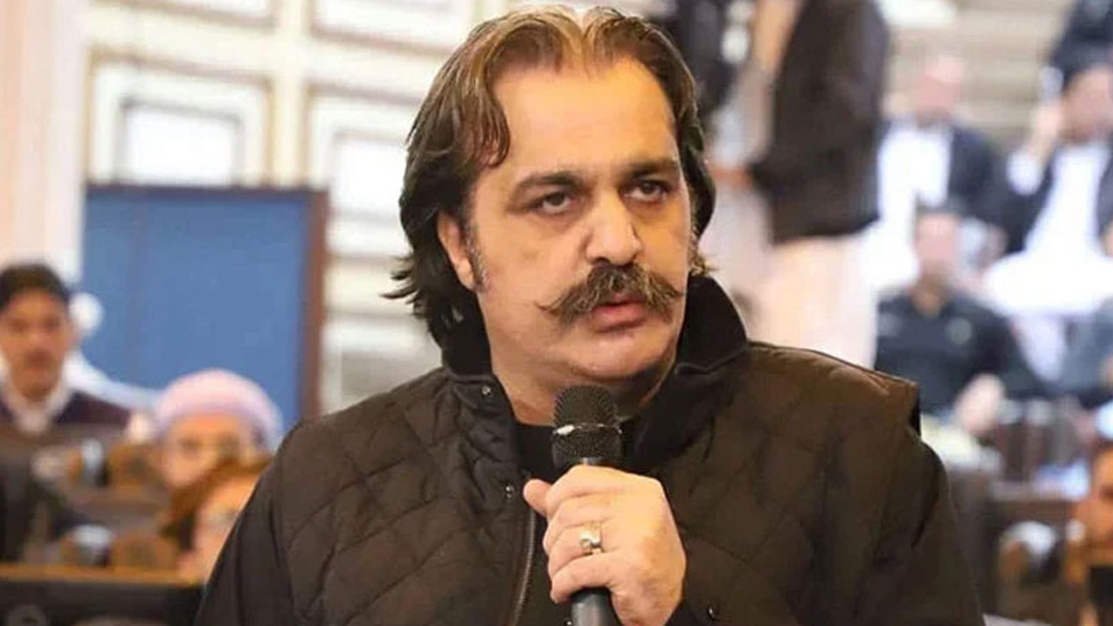 وزیر اعلیٰ  علی امین کو عمران خان سے ملاقات کی اجازت نہ مل سکی