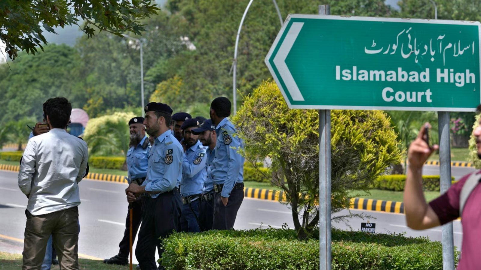 اسلام آباد ہائی کورٹ؛ جیل میں قیدیوں سے ملاقات کے دوران سیاسی گفتگو پر عائد پابندی کالعدم قرار