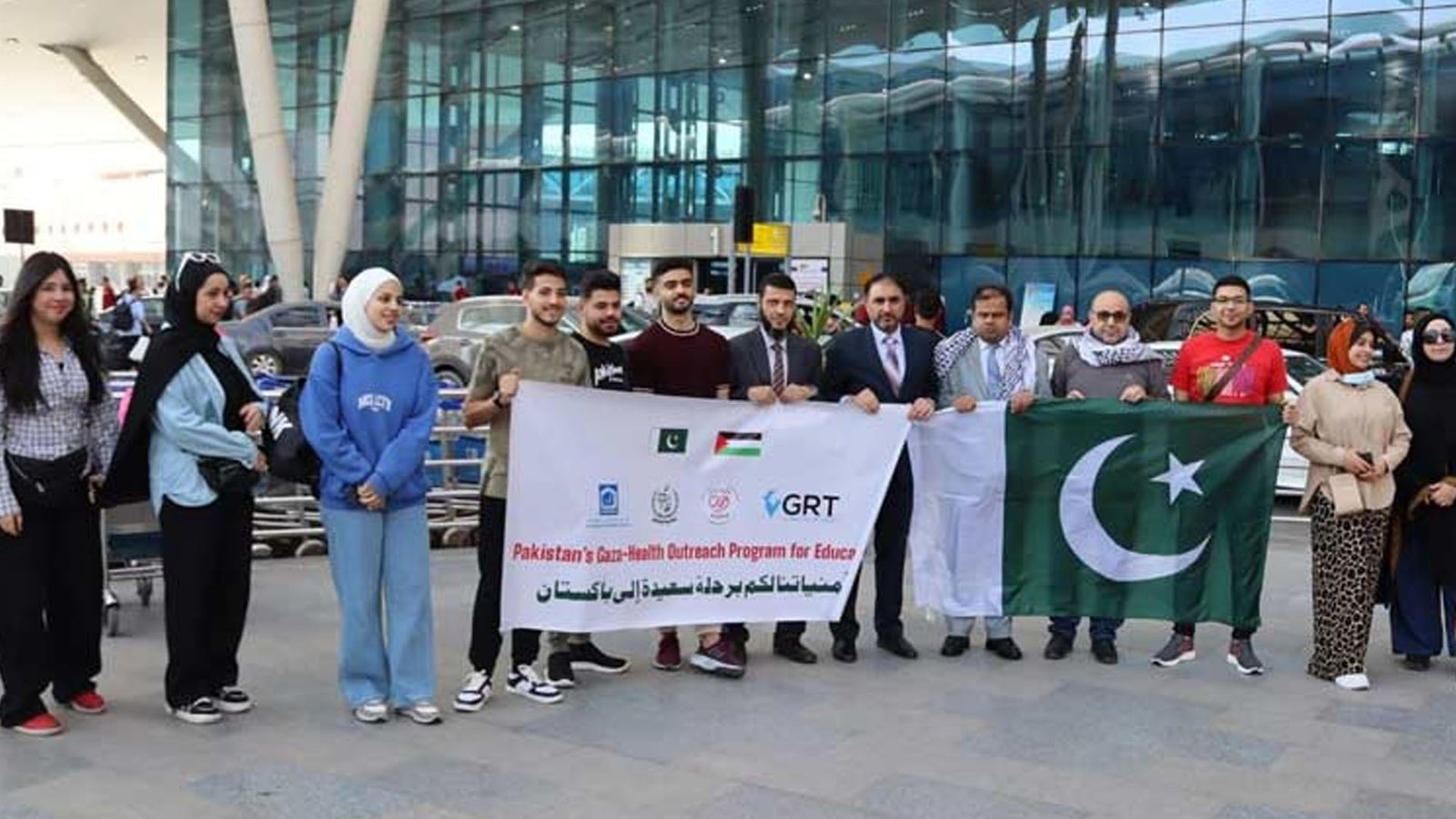 غزہ : 16 فلسطینی میڈیکل طلبہ کا تیسرا گروپ پاکستان کے لیےروانہ