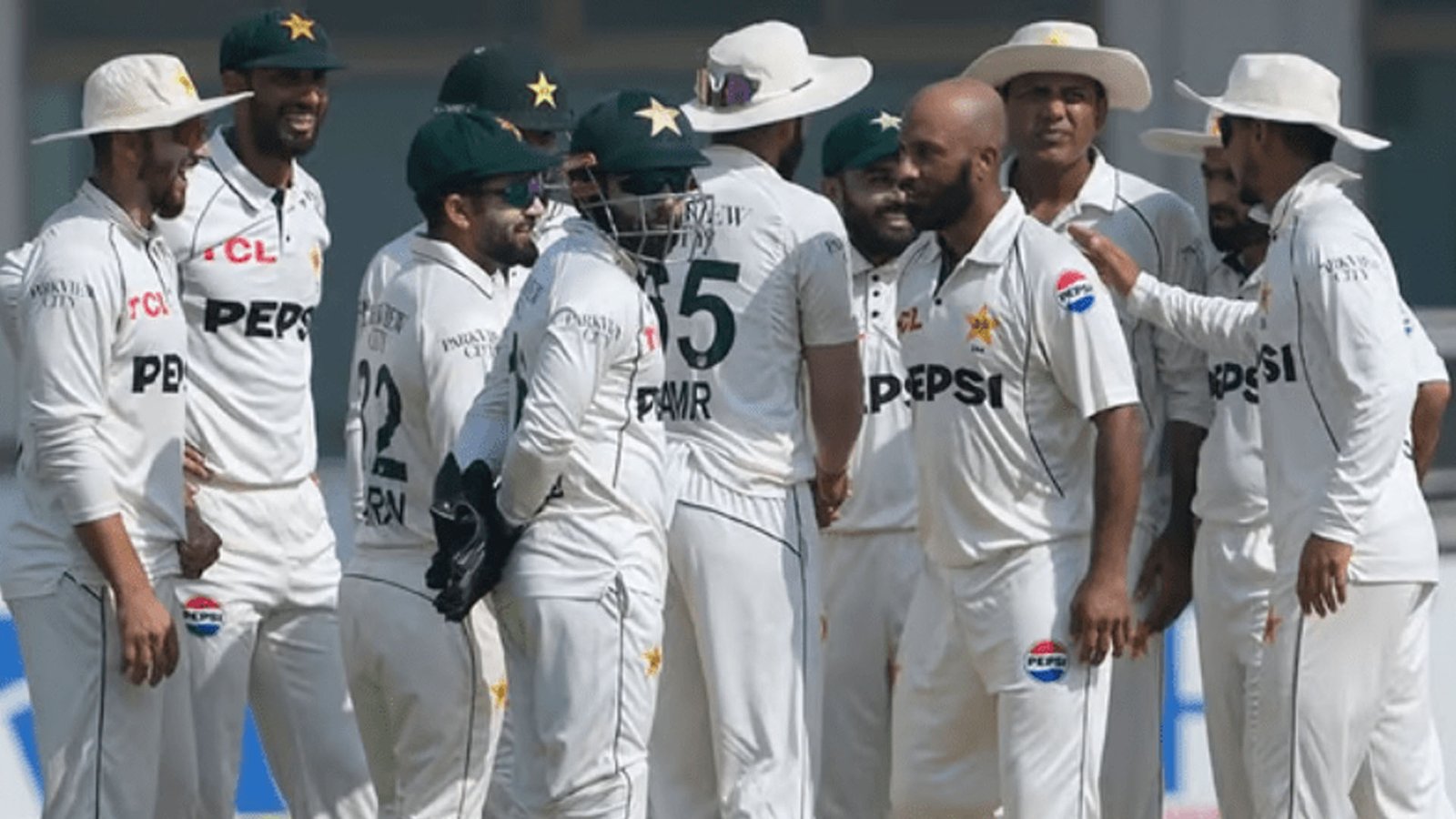 راولپنڈی ٹیسٹ سے قبل قومی ٹیم کو بڑا دھچکا لگ گیا، اہم بولر انجری کا شکار