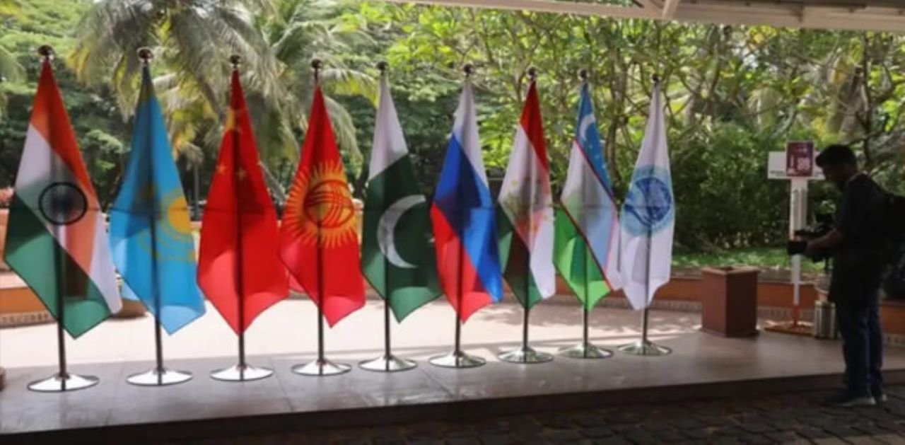 روسی فیڈریشن کے ڈپٹی وزیراعظم اسلام آباد پہنچ گئے