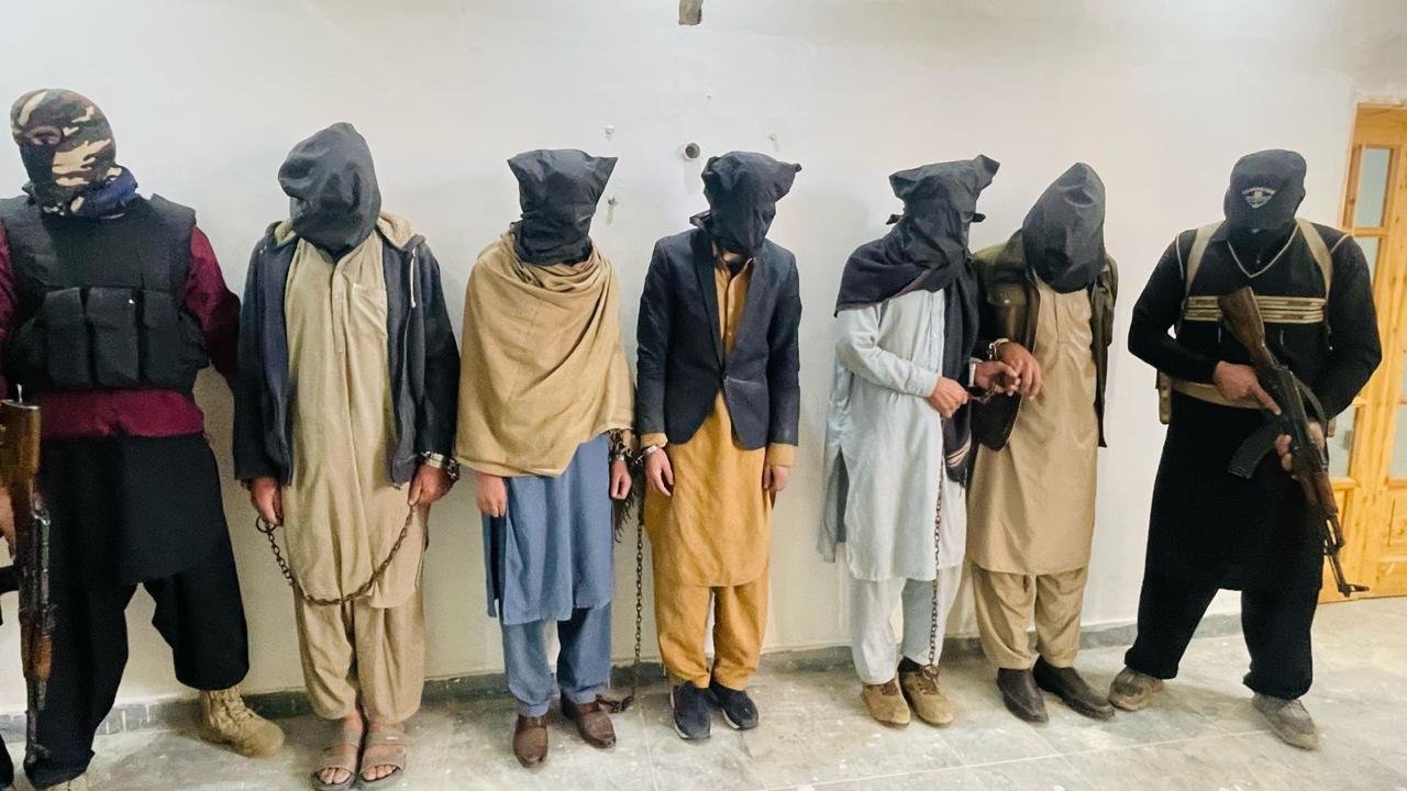تحریکِ طالبان پاکستان اور داعش میں شمولیت کے لیے راغب کرنیوالا نیٹ ورک گرفتار