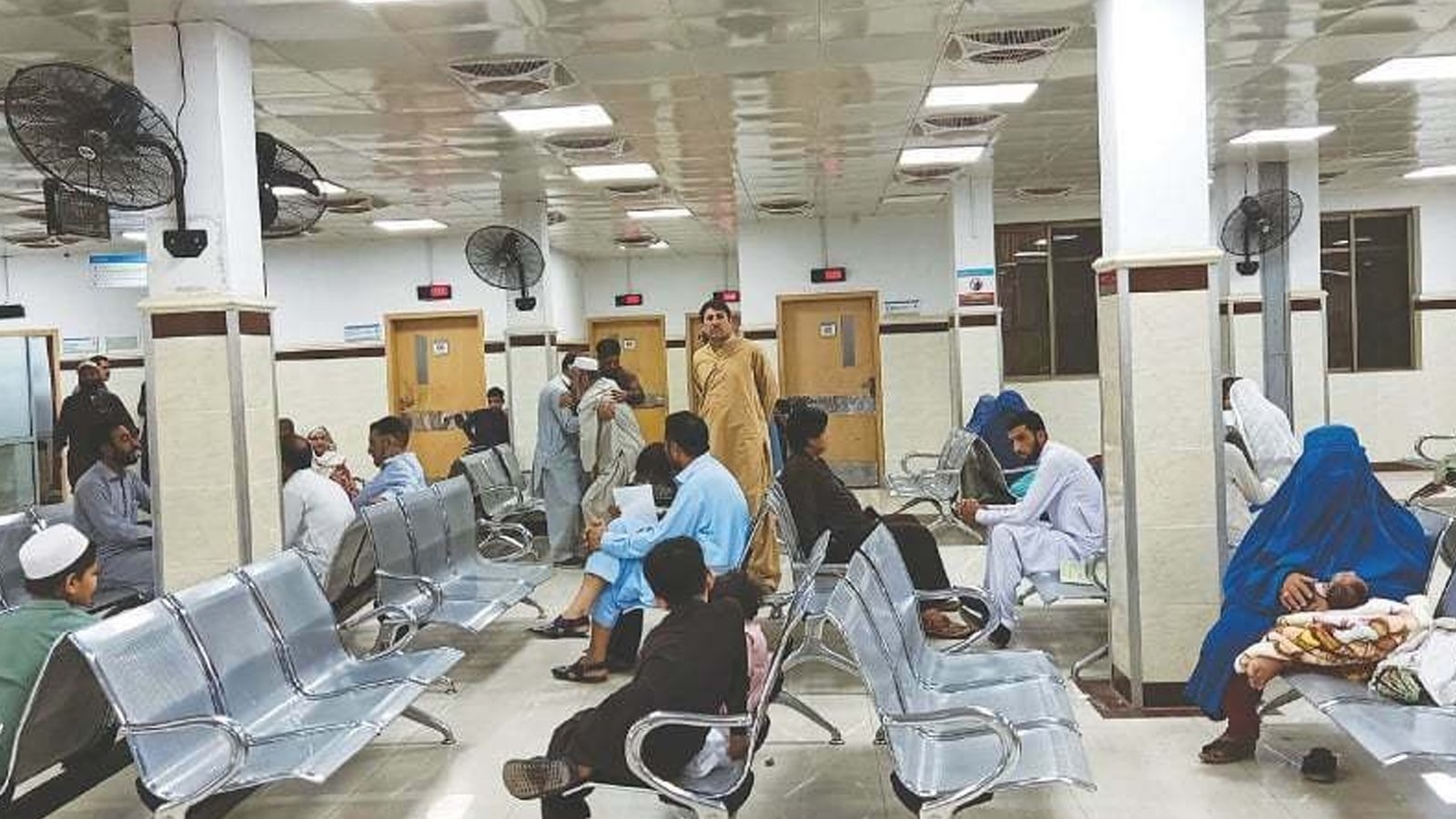 پشاور کے سرکاری ہسپتال میں کروڑوں کی ہیرا پھیری
