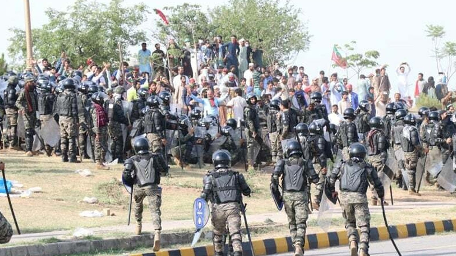 پی ٹی آئی 24 نومبر احتجاج، رینجرز اور ایف سی کے 9 ہزار اہلکار اسلام آباد طلب
