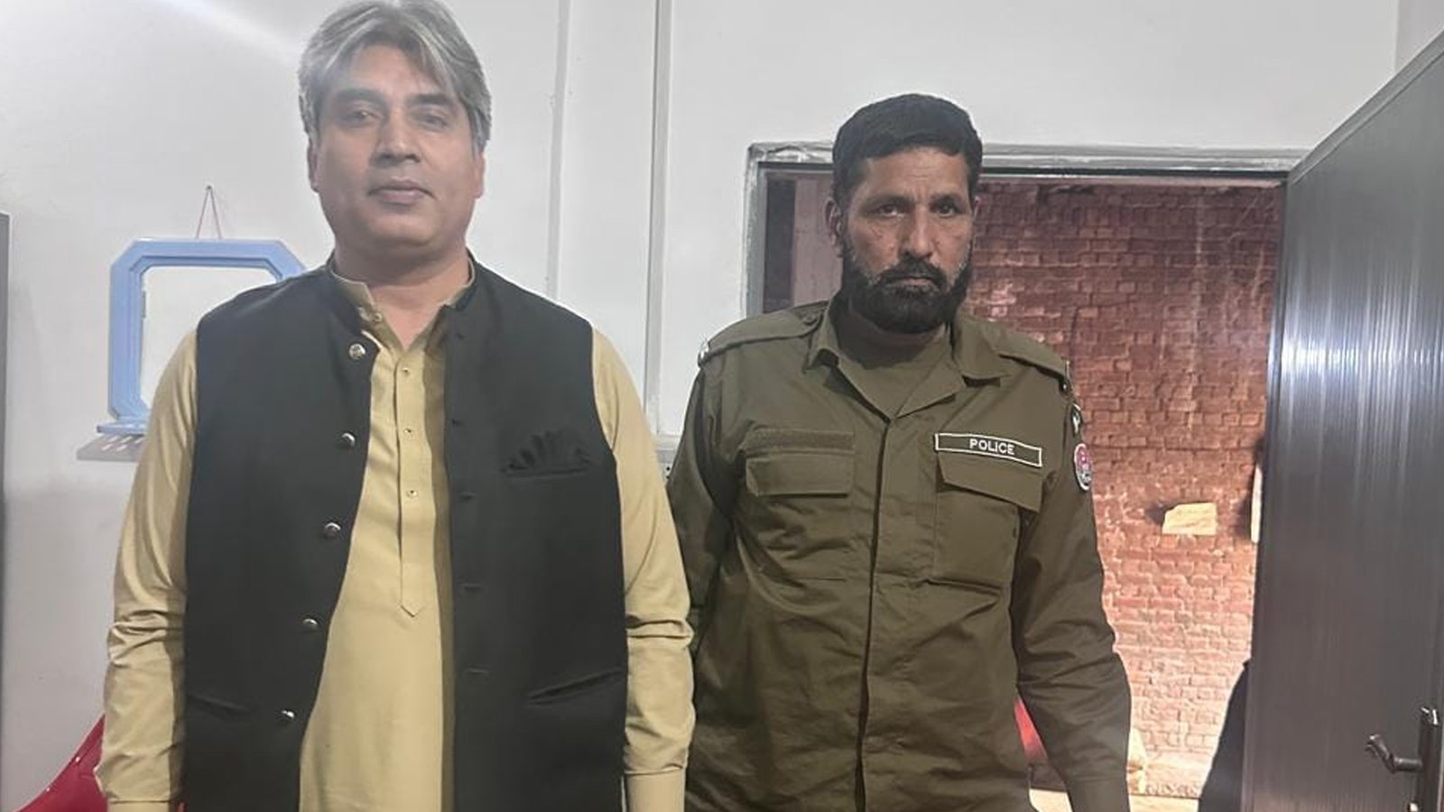 تحریک انصاف کے رہنماؤں کی گرفتاریوں کا سلسلہ جاری