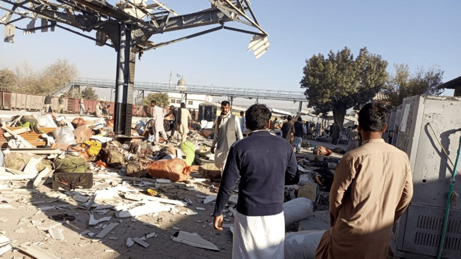 کوئٹہ ریلوے اسٹیشن پر خودکش دھماکا،  24 افراد جاں بحق، 50 سے زائد زخمی