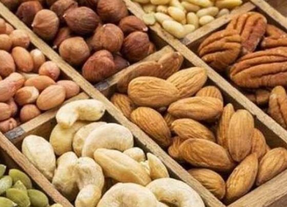 خشک میوہ جات