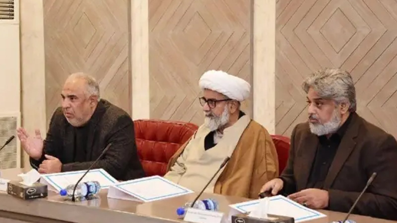 پاکستان تحریک انصاف کا حکومت کے سامنے دو اہم مطالبات رکھنے کا فیصلہ