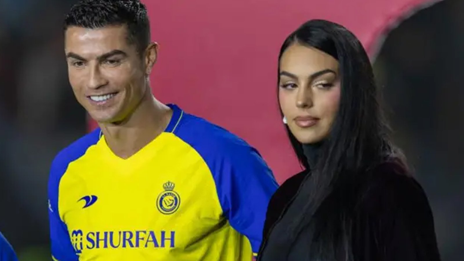 رونالڈو کی اہلیہ کے ہمراہ عمرہ کرنے کی حقیقت سامنے آ گئی