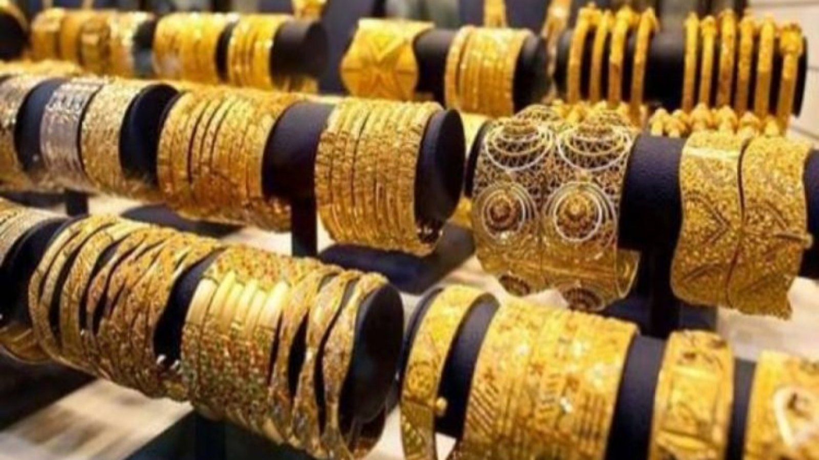 سونے کی قیمت 3 لاکھ 45 ہزار 800 روپے تولہ ہو گئی