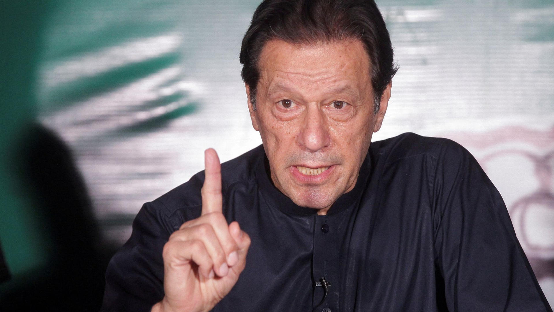 اسلام آباد: عمران خان کی سول نافرمانی کال پر پی ٹی آئی میں شدید اختلافات