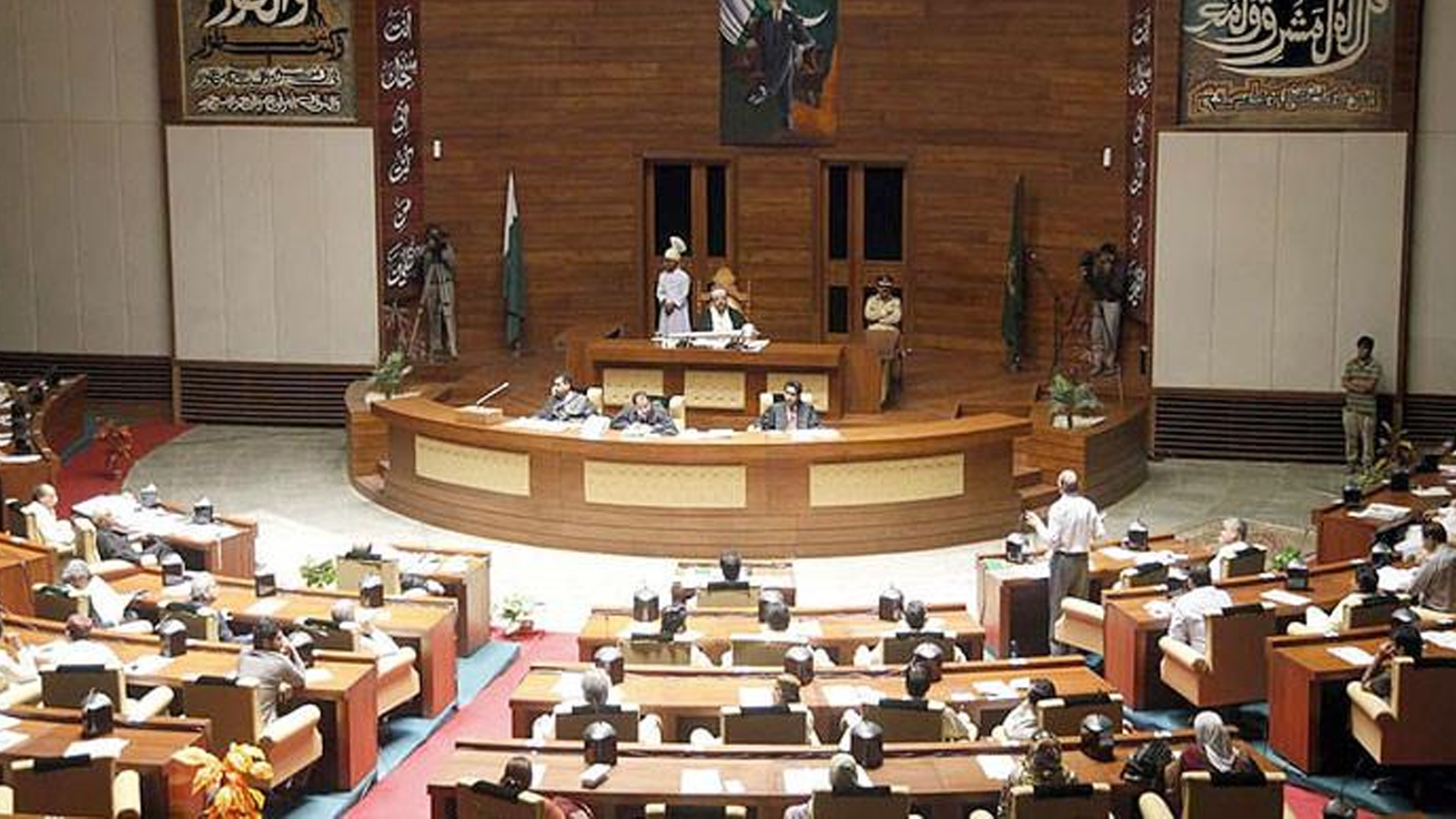 سندھ اسمبلی میں گاڑیوں کی رجسٹریشن سے متعلق اہم ترامیمی بل کثرت رائے سے منظور
