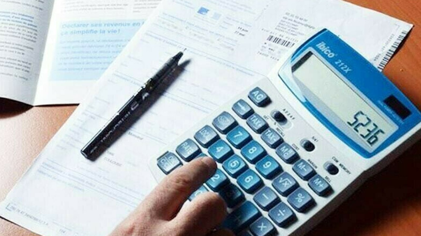 حکومت کا پراپرٹی ٹیکس کم کرنے کیلئے آئی ایم ایف سے رابطے کا فیصلہ