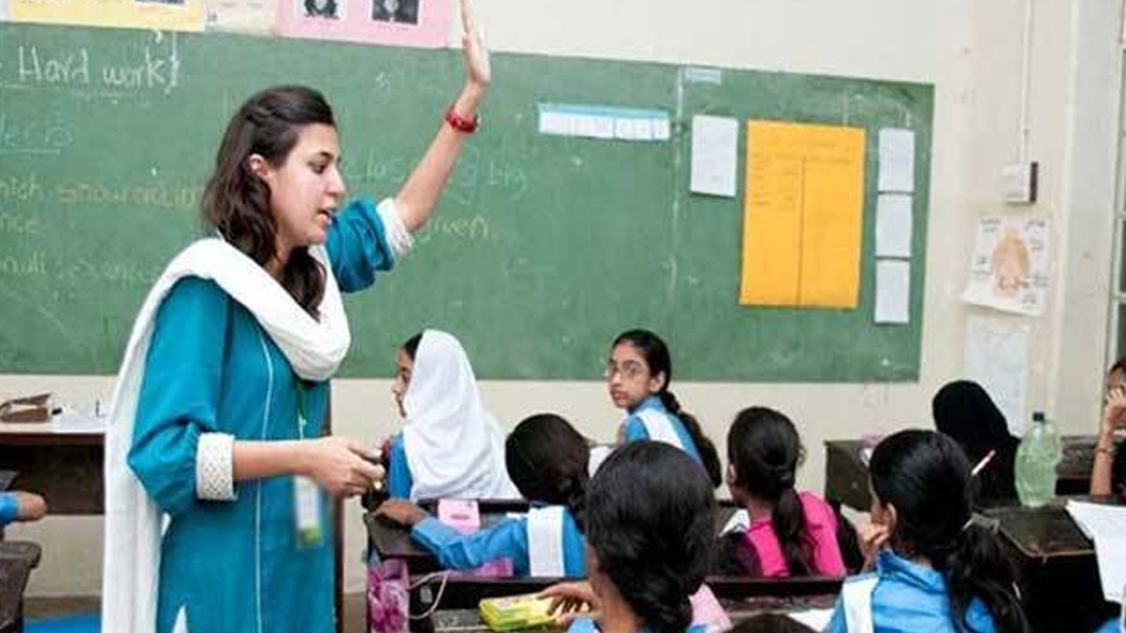 اساتذہ کی تنخواہوں میں بڑا اضافہ
