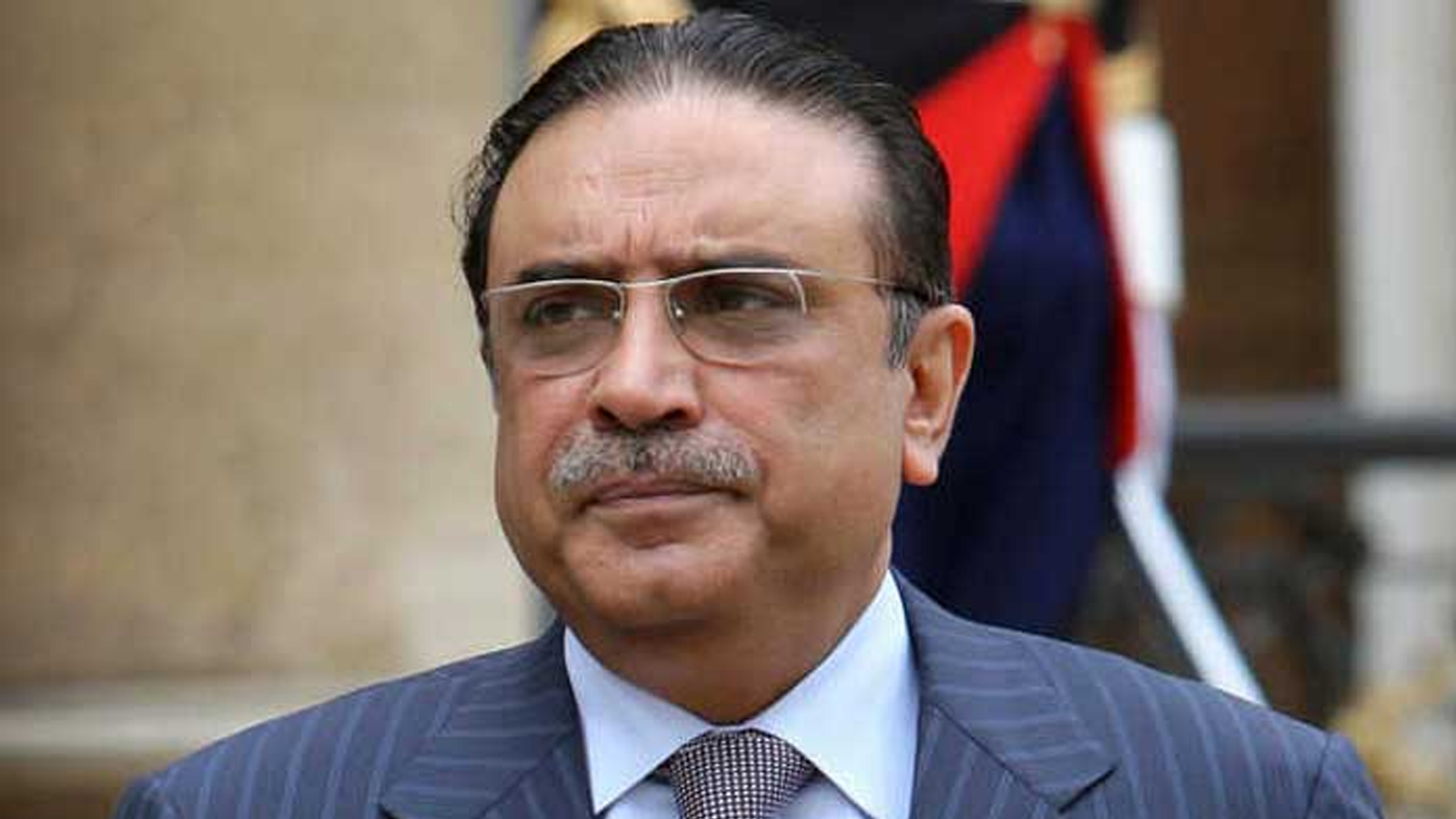 صدر آصف زرداری کی طبیعت خراب ہوگئی، نوابشاہ سے کراچی منتقل