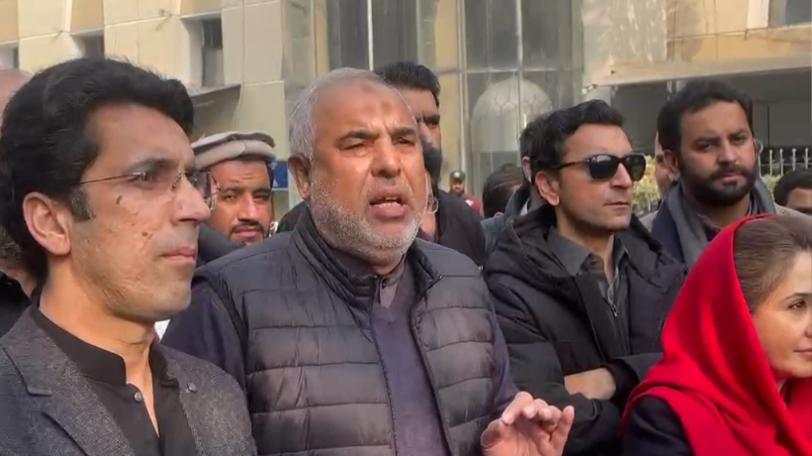 انتقامی کاروائی کے ذریعے ریاستی طاقت کا ناجائز استعمال ہو رہا ہے، اسد قیصر
